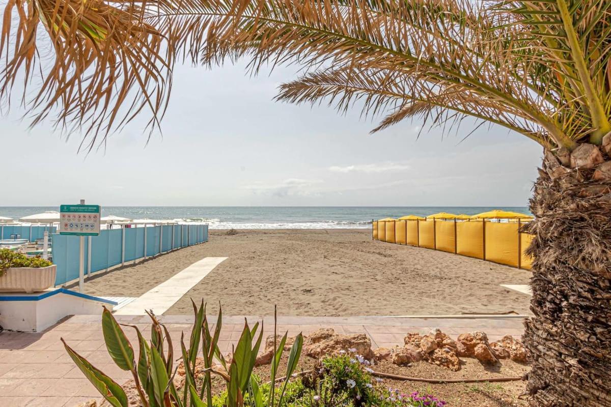 797 Holiday Rentals- Duplex Para 7 En La Carihuela A 1 Min De La Playa Torremolinos Ngoại thất bức ảnh