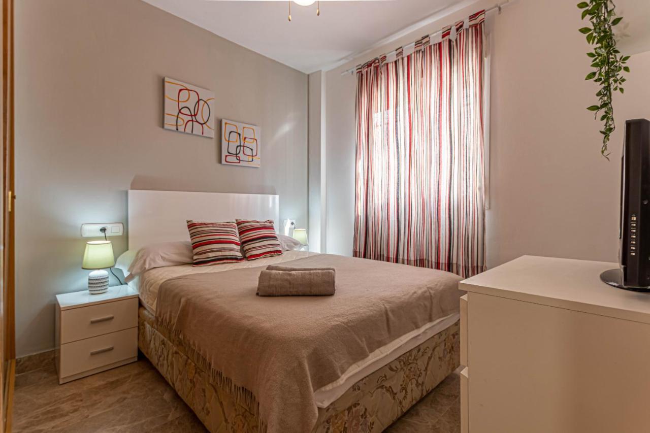 797 Holiday Rentals- Duplex Para 7 En La Carihuela A 1 Min De La Playa Torremolinos Ngoại thất bức ảnh