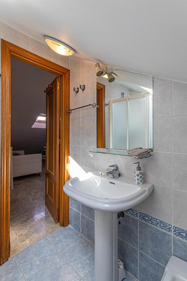 797 Holiday Rentals- Duplex Para 7 En La Carihuela A 1 Min De La Playa Torremolinos Ngoại thất bức ảnh