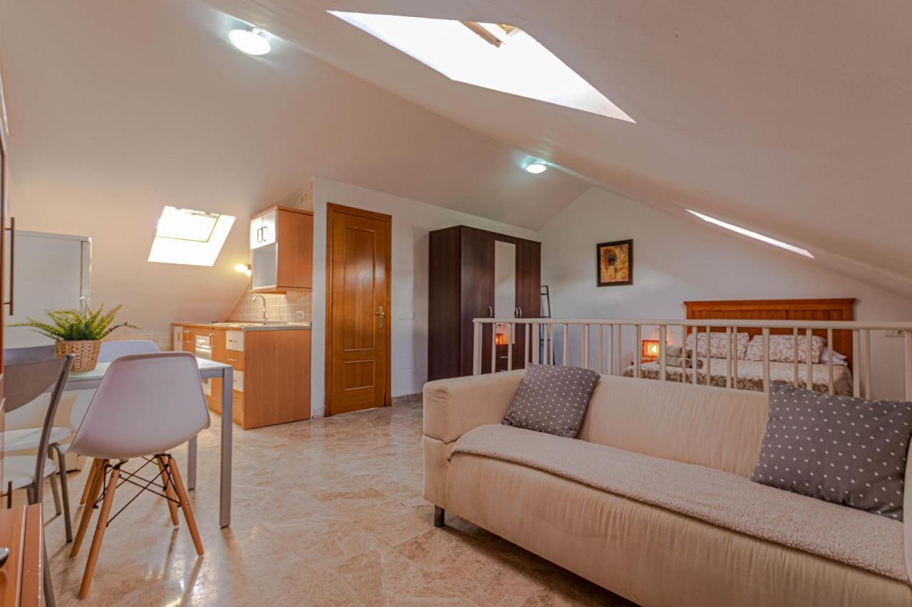 797 Holiday Rentals- Duplex Para 7 En La Carihuela A 1 Min De La Playa Torremolinos Ngoại thất bức ảnh