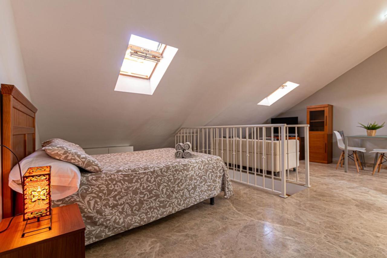 797 Holiday Rentals- Duplex Para 7 En La Carihuela A 1 Min De La Playa Torremolinos Ngoại thất bức ảnh